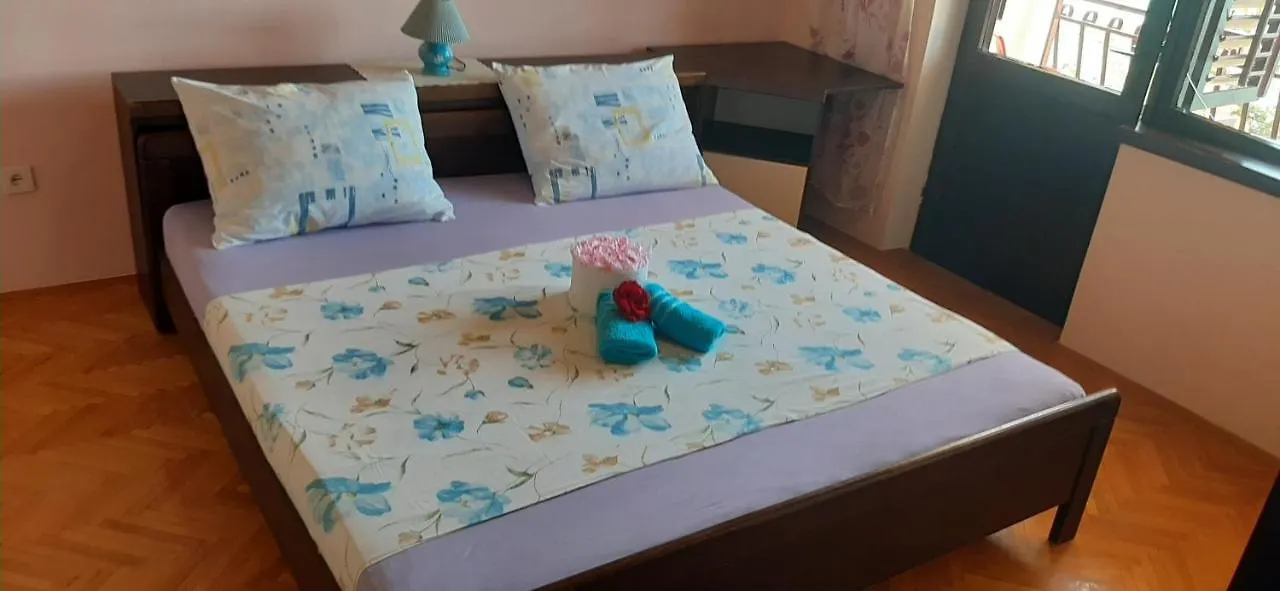 Marin I Vinka Apartment Trogir
