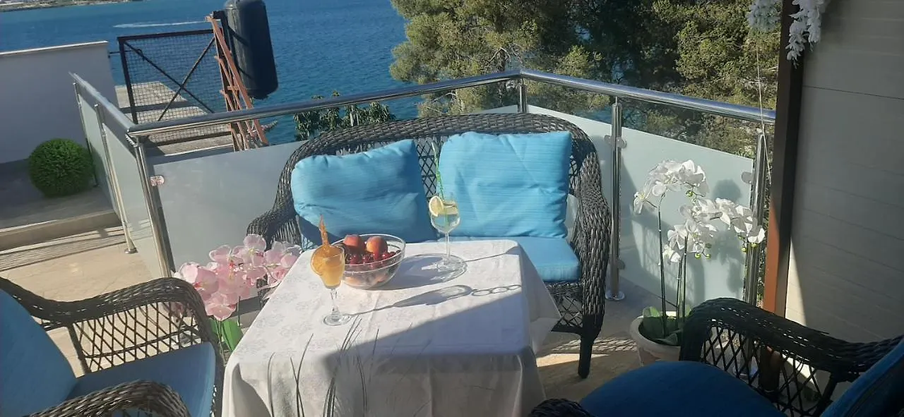 Marin I Vinka Apartment Trogir