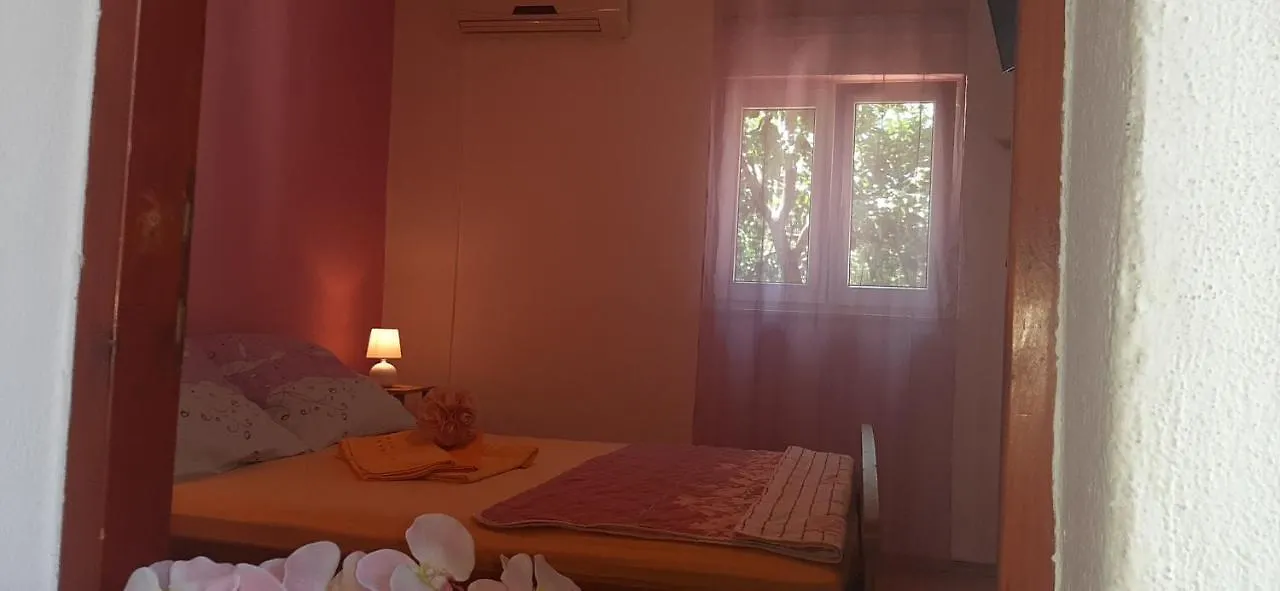 Marin I Vinka Apartment Trogir