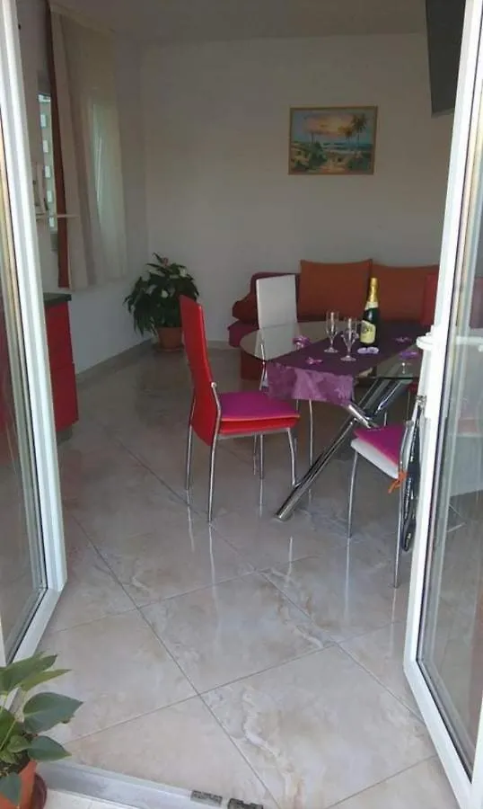 Marin I Vinka Apartment Trogir