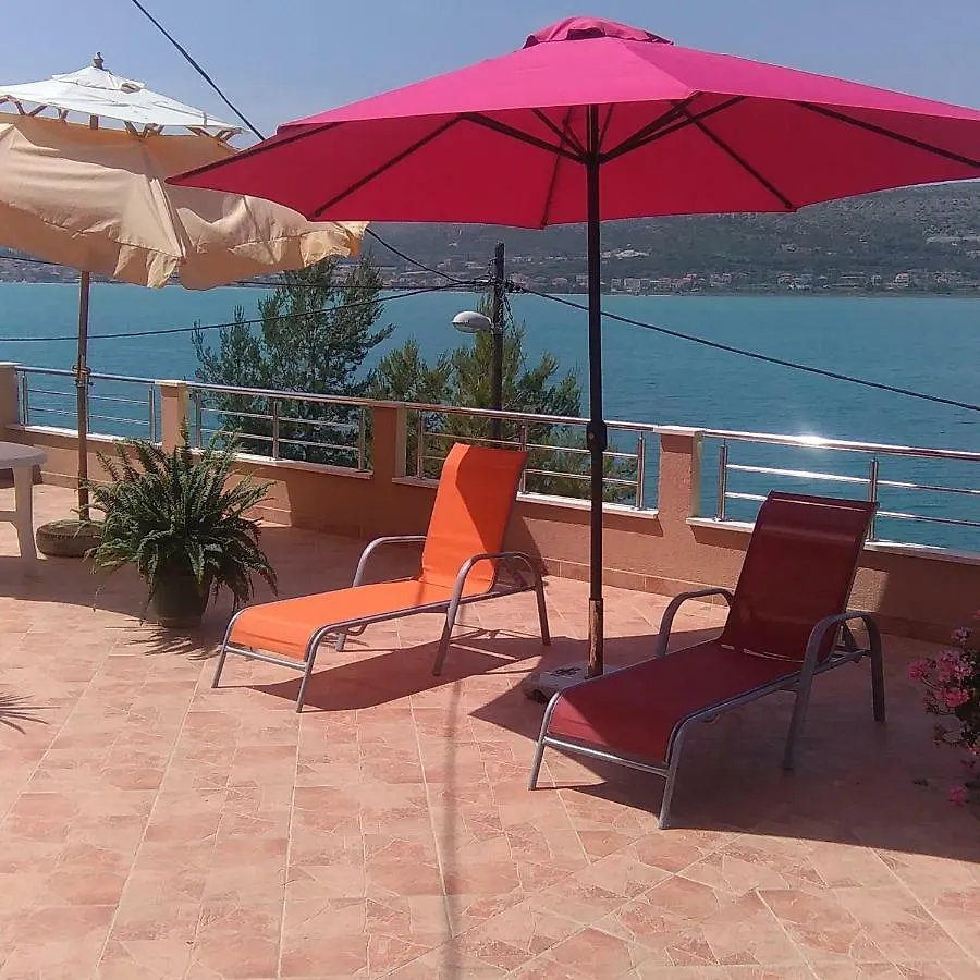 Marin I Vinka Apartment Trogir